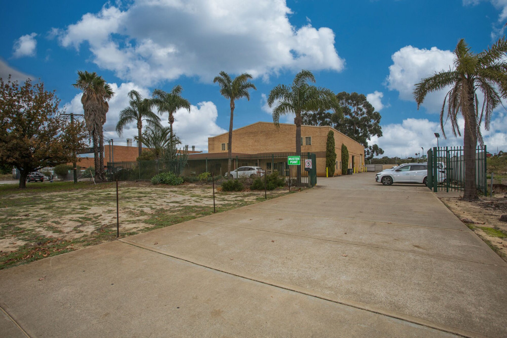 663 Dundas Road, Forrestfield WA